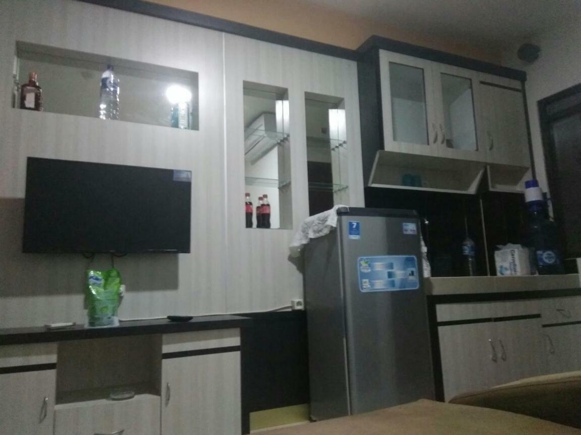 Betos Apartment Bekasi Extérieur photo