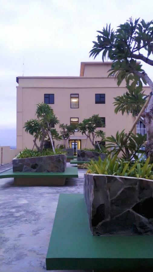 Betos Apartment Bekasi Extérieur photo